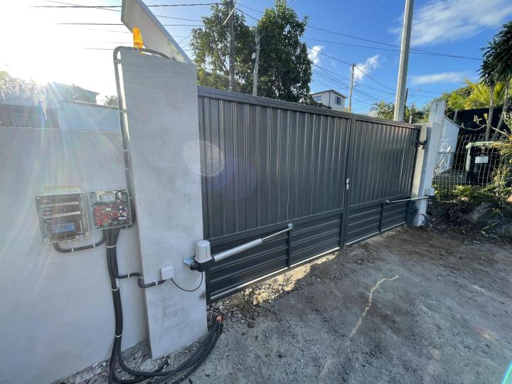 Une motorisation de portails pour simplifier vos allées et venues.